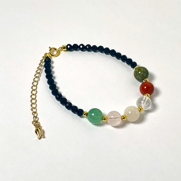 Cancer Crystal Bracelet - Handcrafted Natural Crystal 12 Constellation Bracelet - Picture 5 of 9